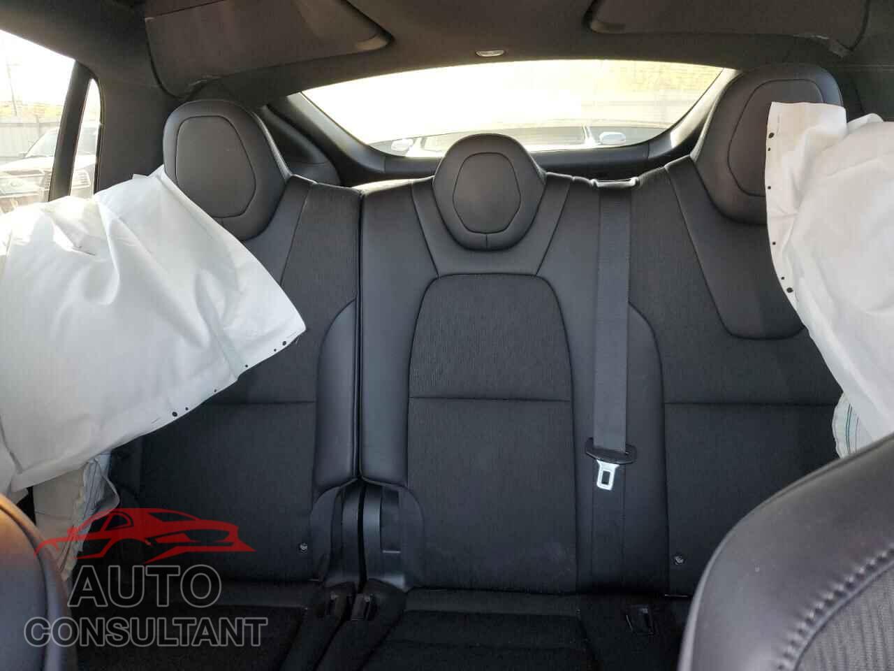 TESLA MODEL X 2018 - 5YJXCAE46JF090961