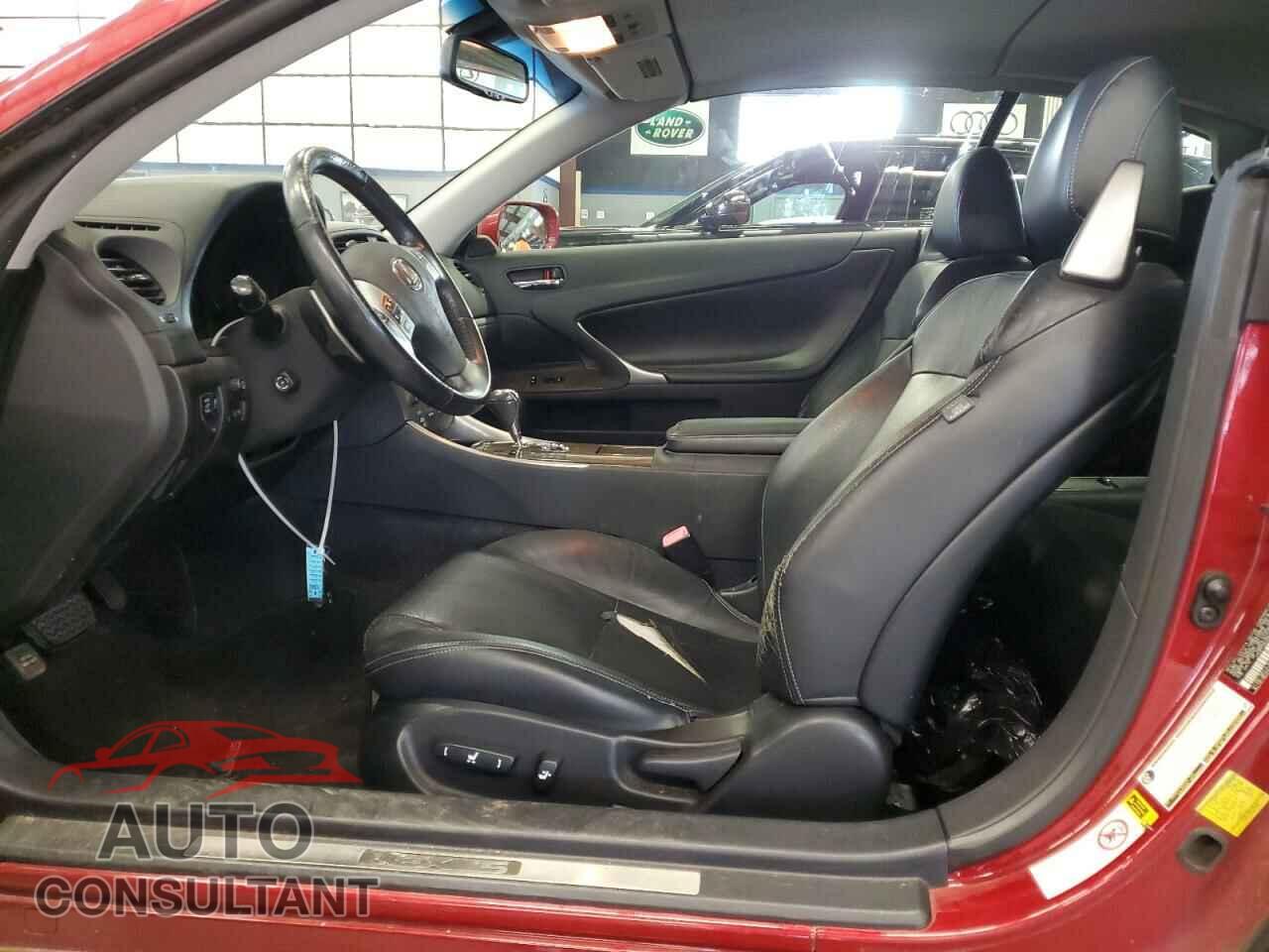 LEXUS IS 2012 - JTHFF2C29C2526040