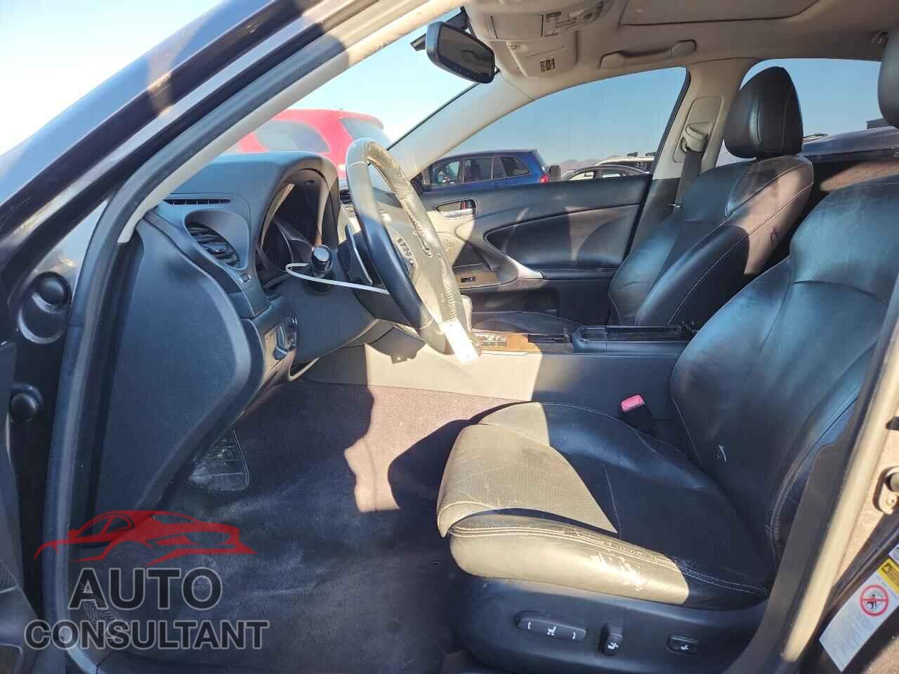 LEXUS IS 2010 - JTHCF5C27A2033894