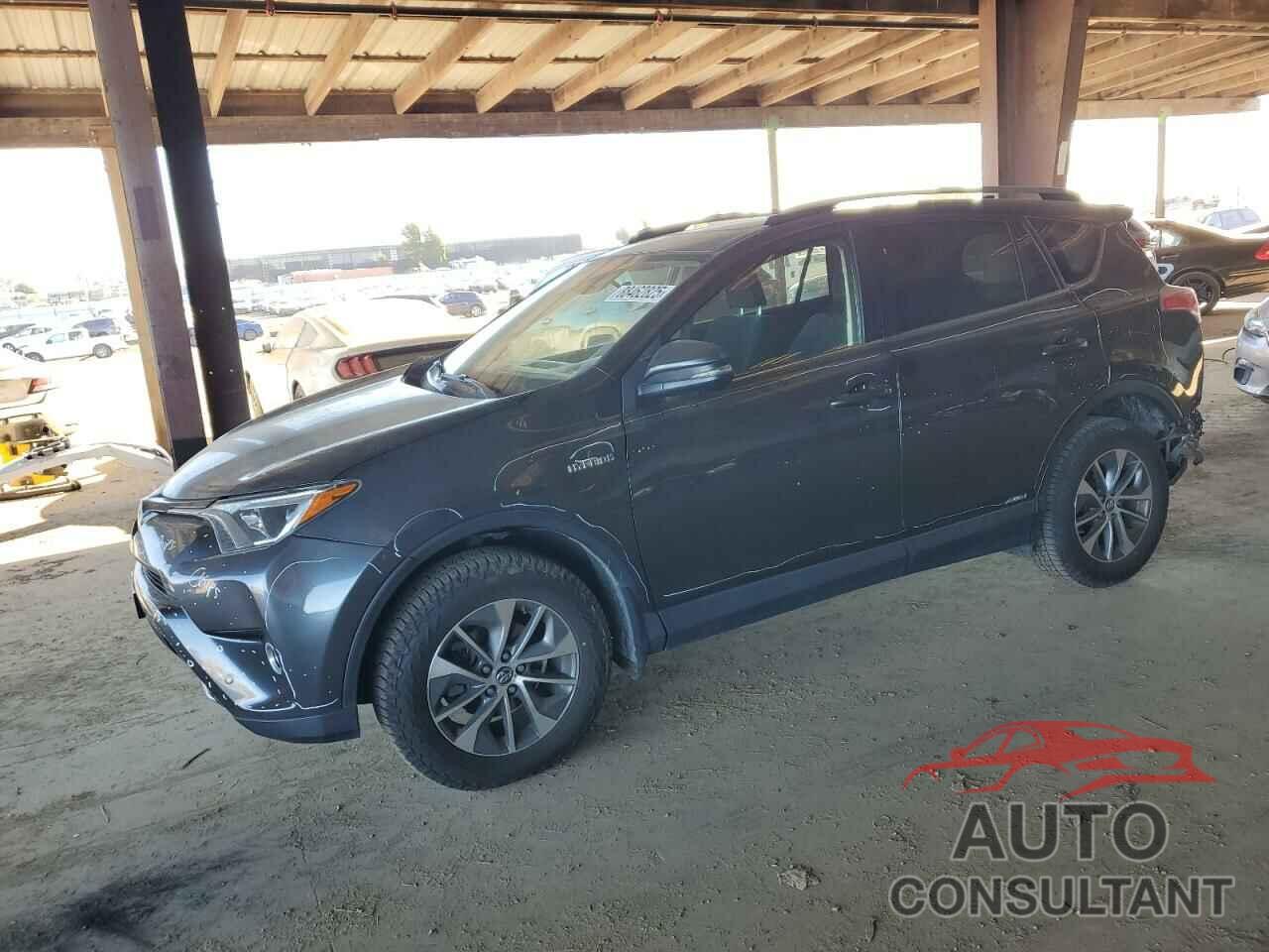 TOYOTA RAV4 2017 - JTMRJREV6HD077425
