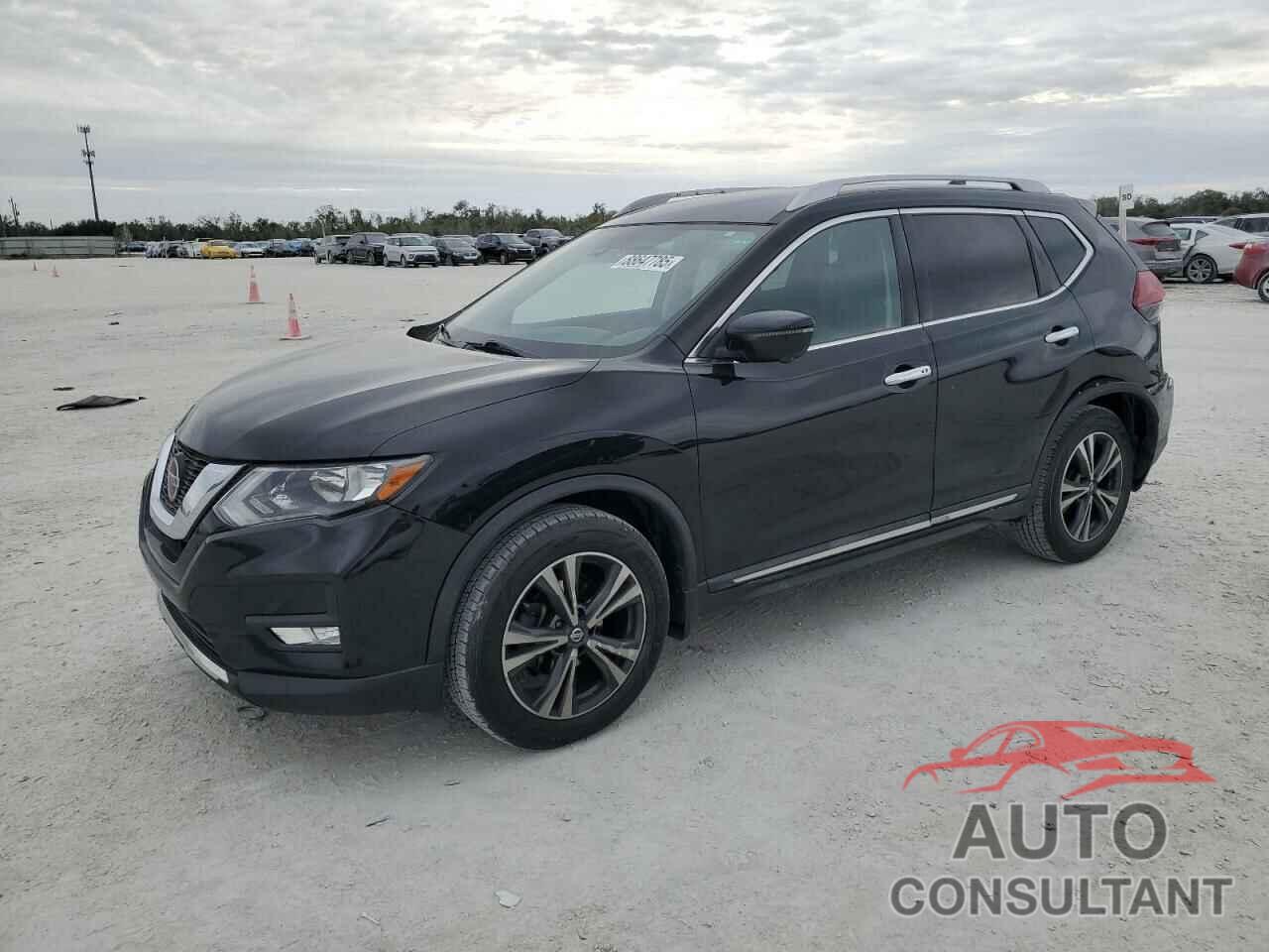NISSAN ROGUE 2018 - 5N1AT2MT7JC820972