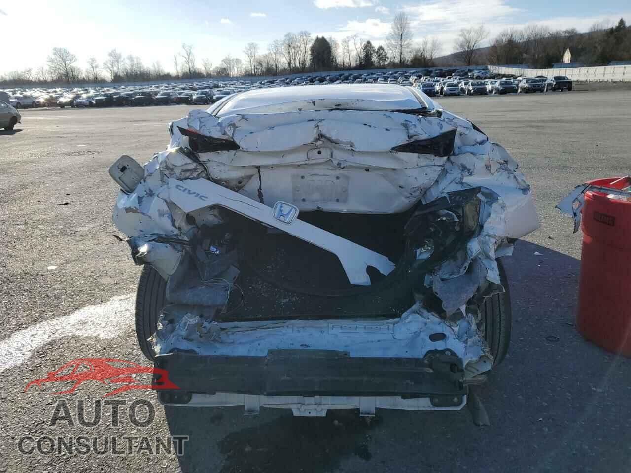 HONDA CIVIC 2017 - 2HGFC2F50HH574185