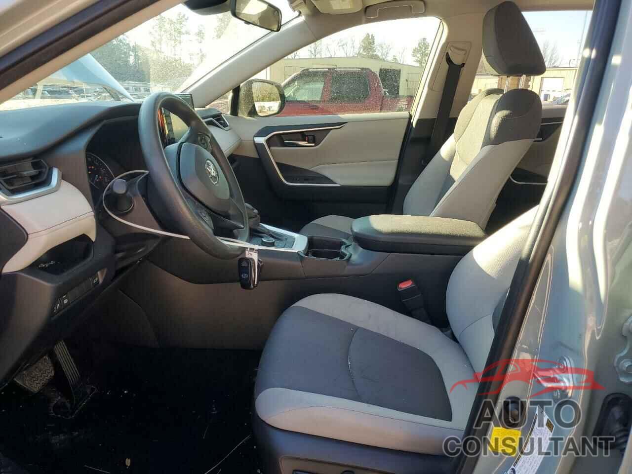 TOYOTA RAV4 2021 - JTMRWRFV5MD129718