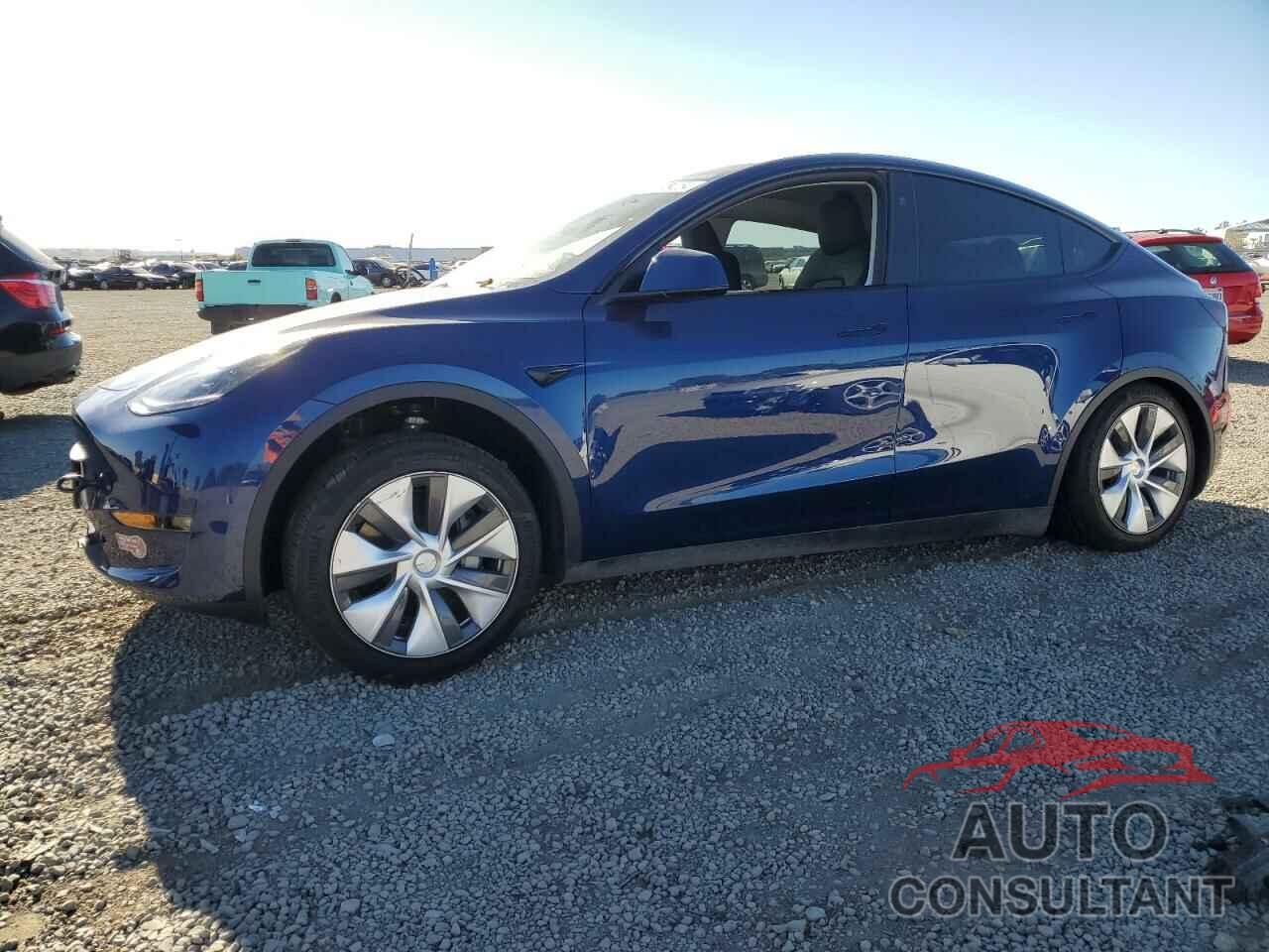 TESLA MODEL Y 2024 - 7SAYGDEE0RF075566