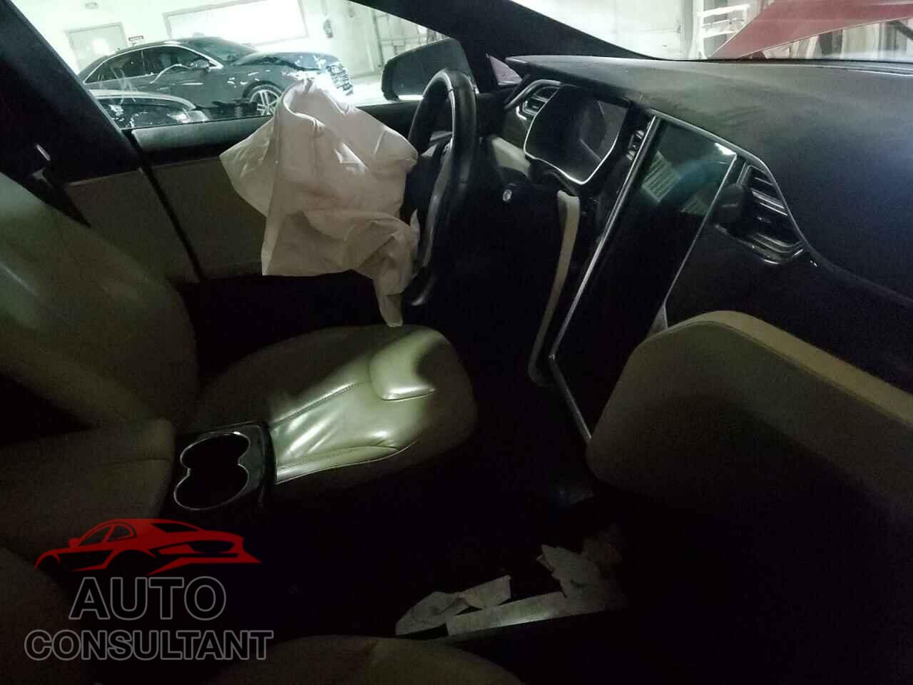 TESLA MODEL S 2014 - 5YJSA1H18EFP57052