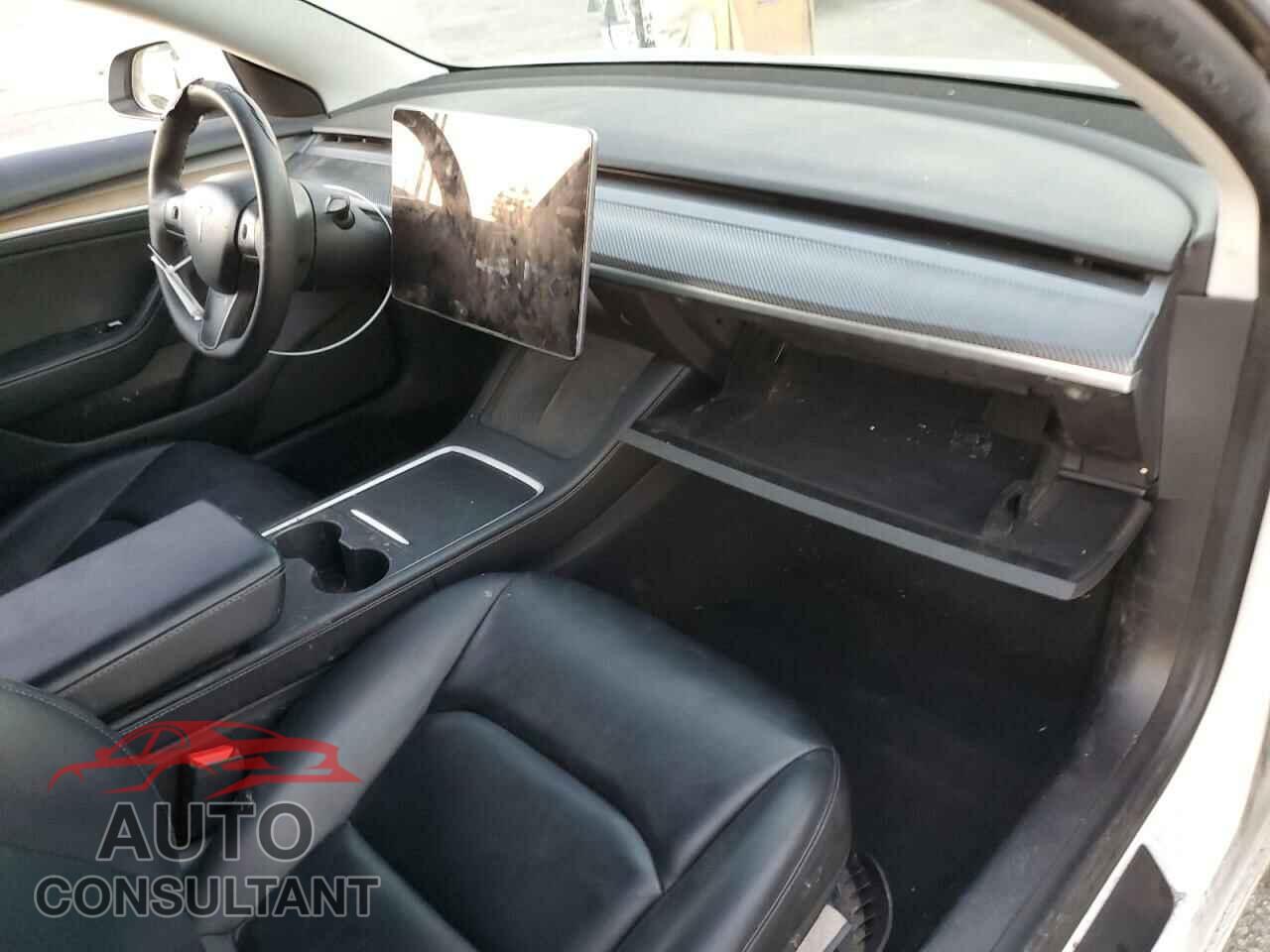 TESLA MODEL 3 2021 - 5YJ3E1EA7MF996815