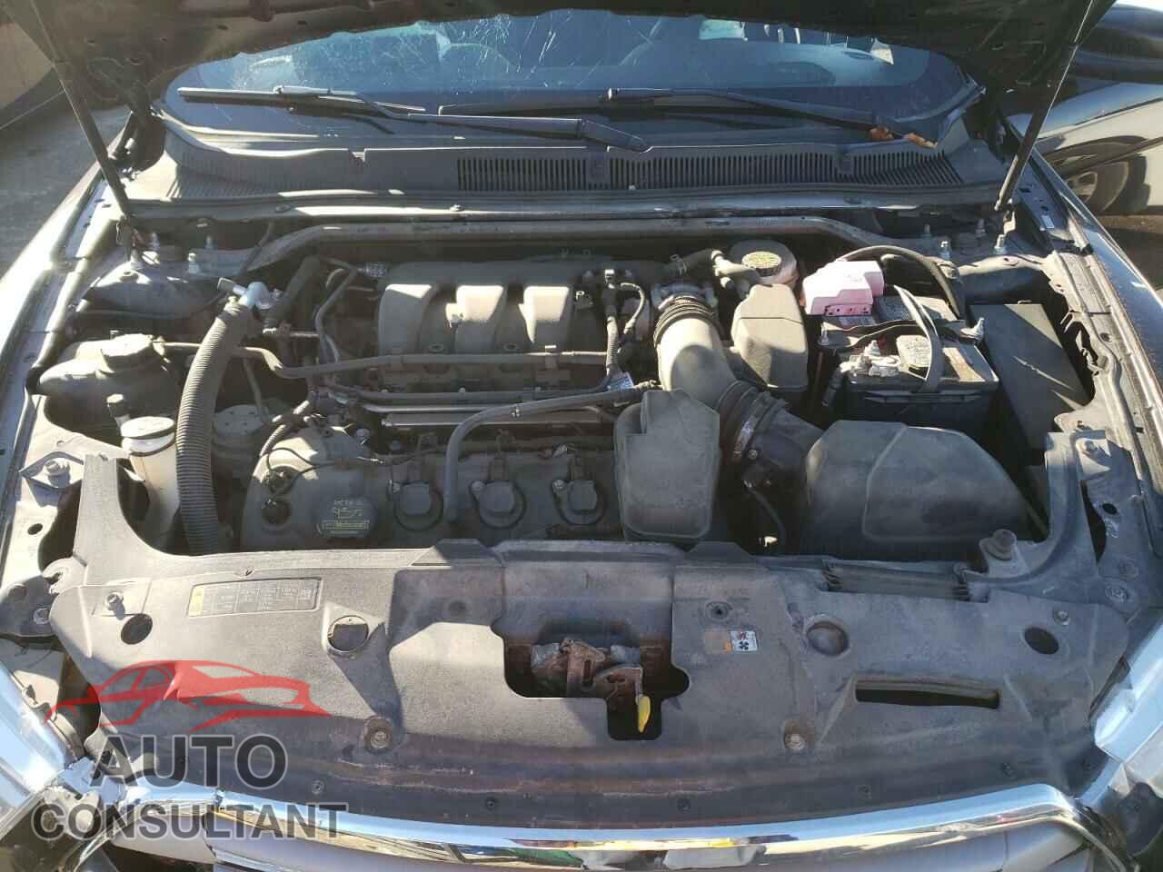 FORD TAURUS 2013 - 1FAHP2E81DG182531