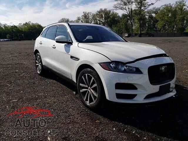 JAGUAR F-PACE 2019 - SADCK2FX7KA353473