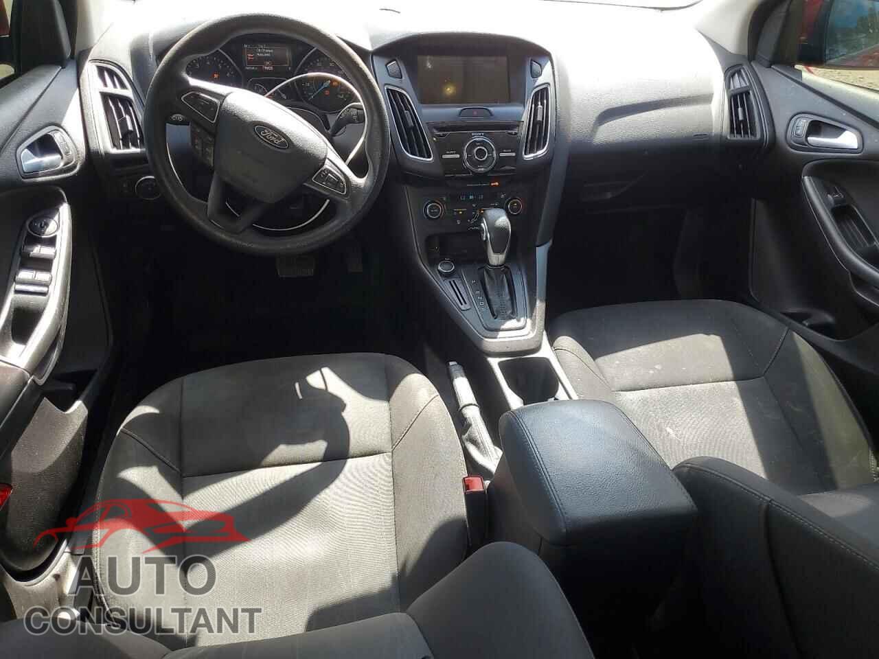 FORD FOCUS 2017 - 1FADP3M20HL274700