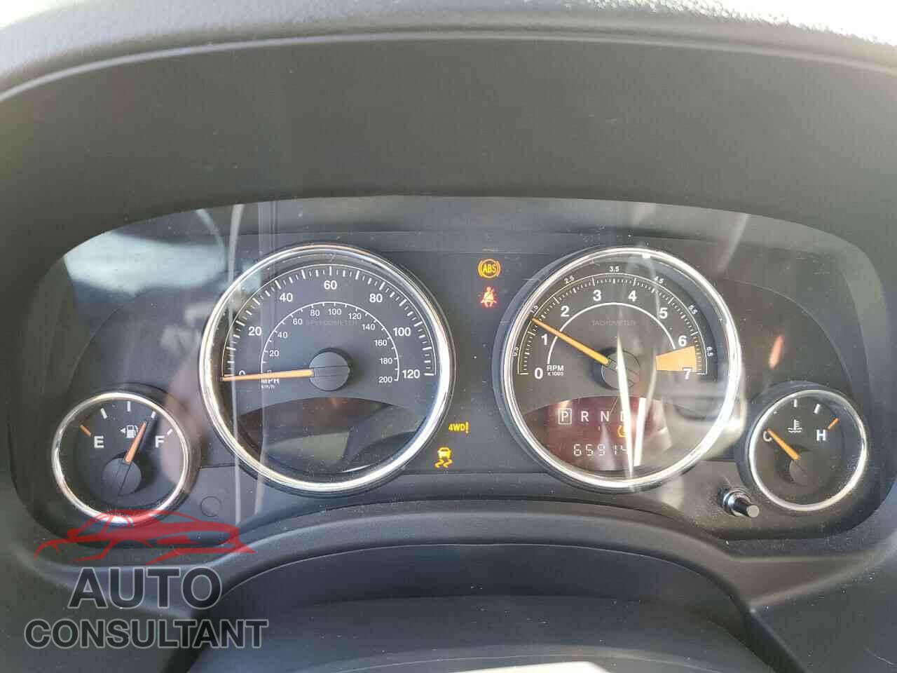 JEEP COMPASS 2015 - 1C4NJDEB4FD303689