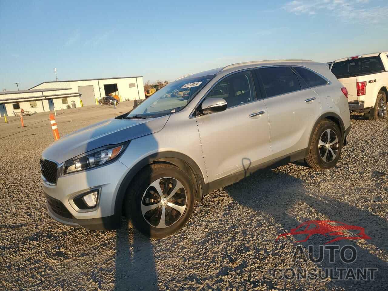 KIA SORENTO 2018 - 5XYPH4A13JG367380