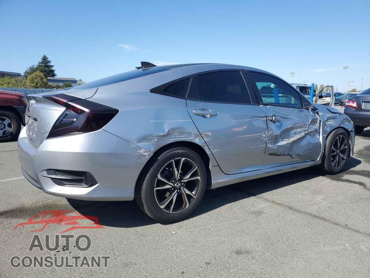 HONDA CIVIC 2017 - 19XFC2F76HE208081
