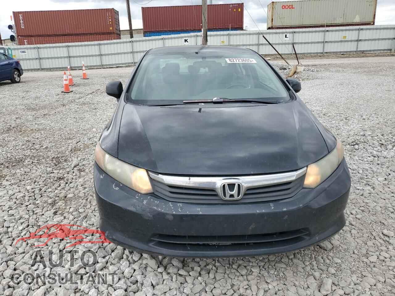 HONDA CIVIC 2012 - 2HGFB2F55CH560231