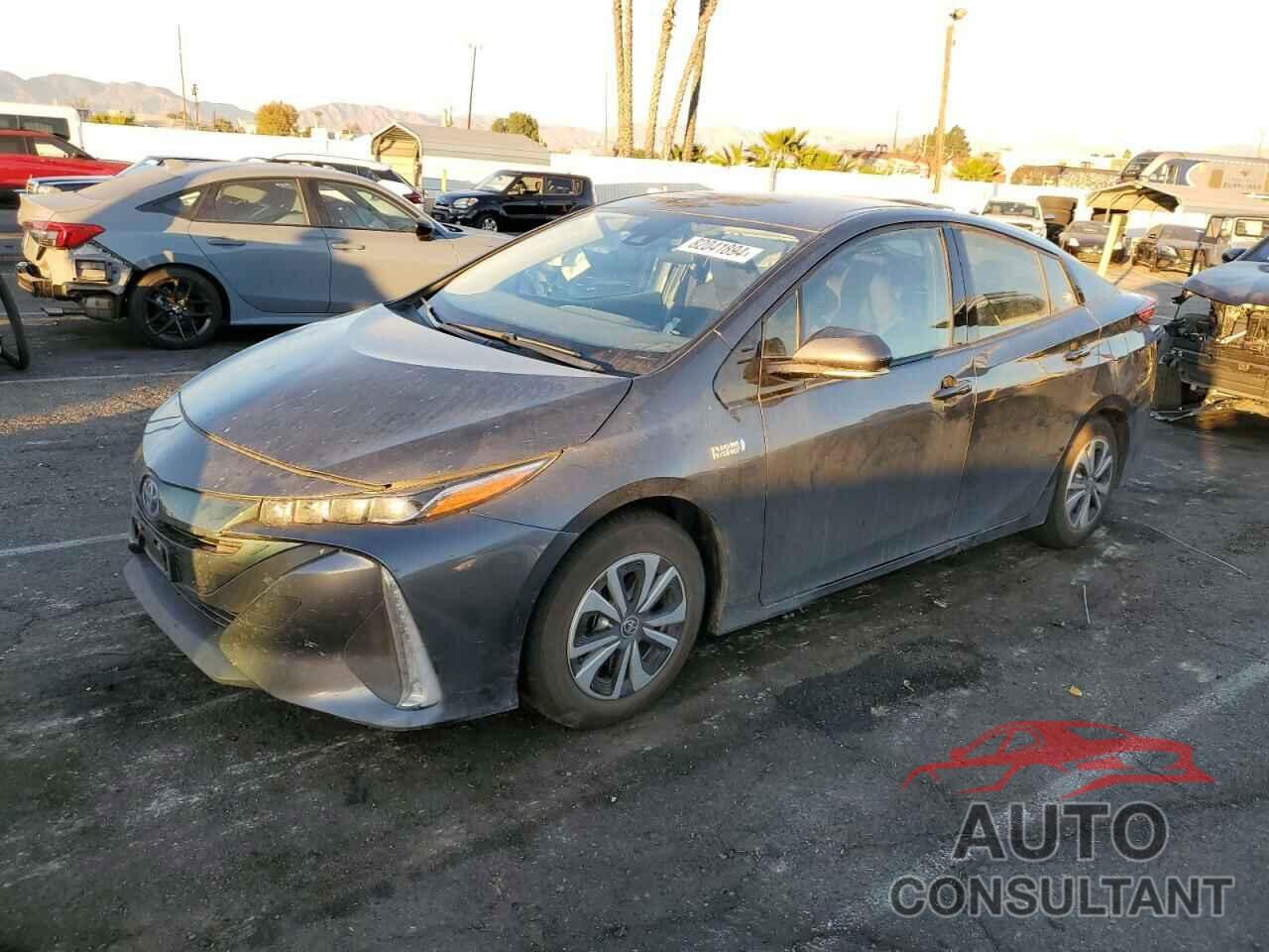 TOYOTA PRIUS 2018 - JTDKARFP1J3077751