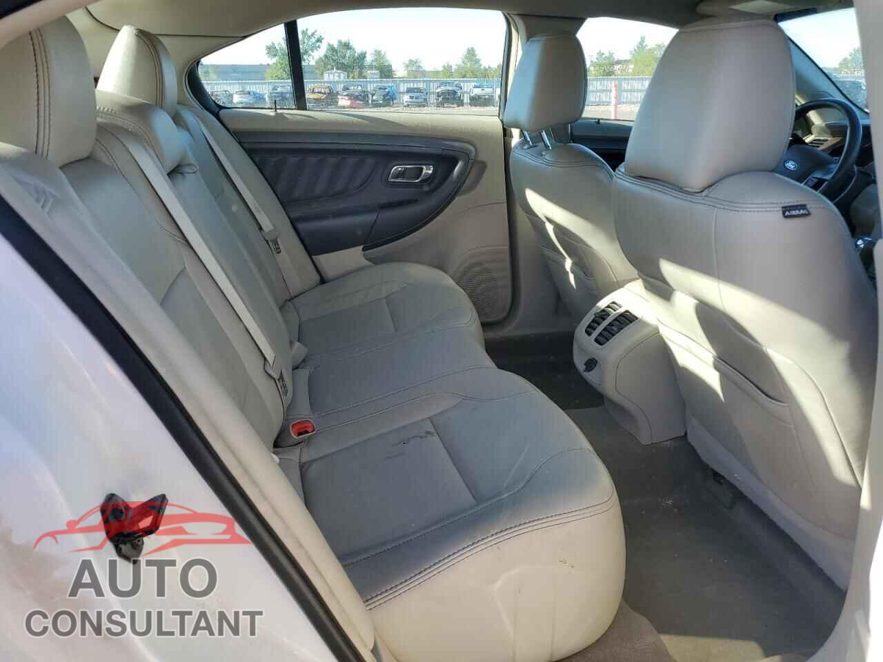 FORD TAURUS 2012 - 1FAHP2EW1CG114002
