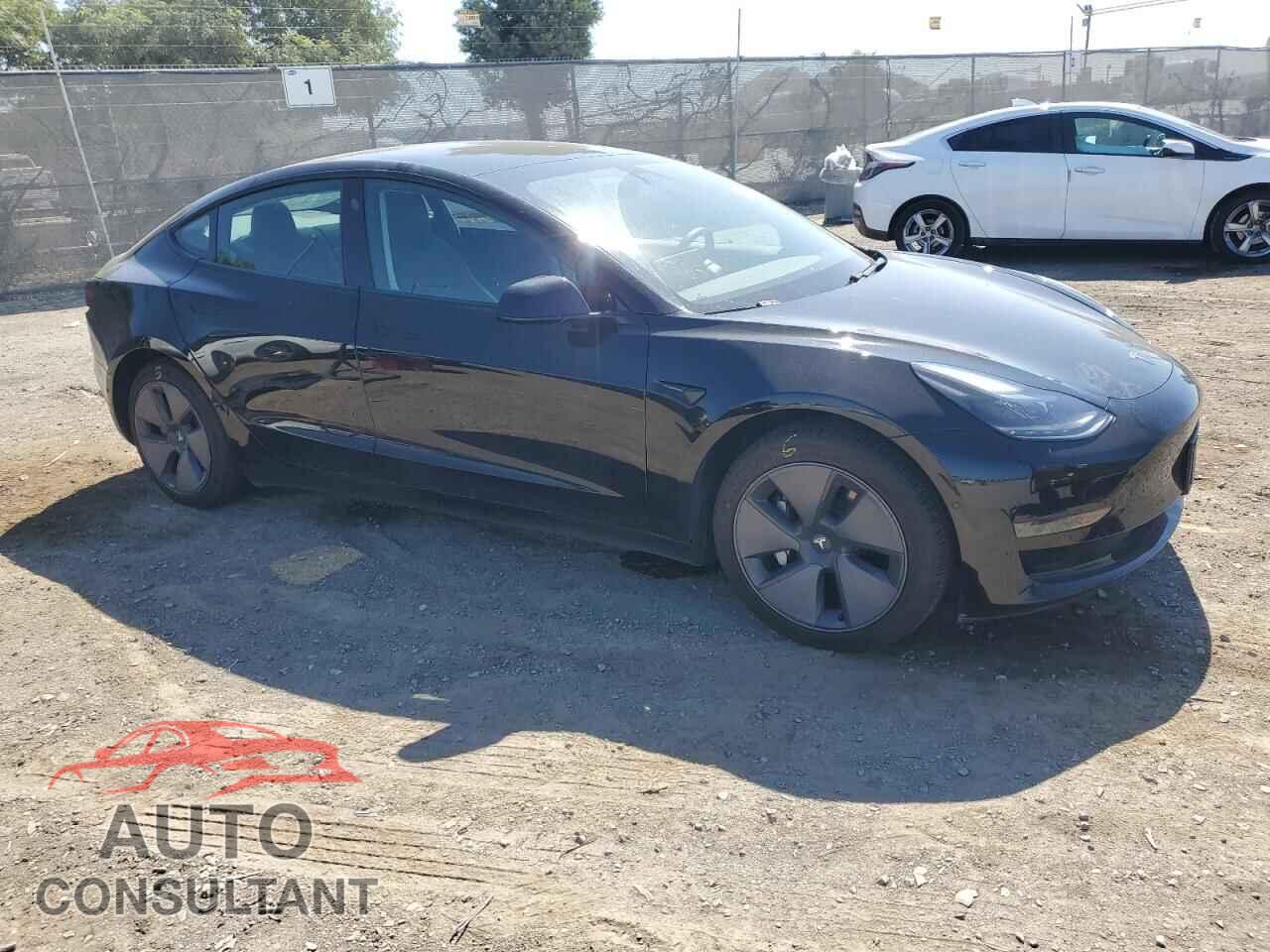 TESLA MODEL 3 2021 - 5YJ3E1EA8MF870656