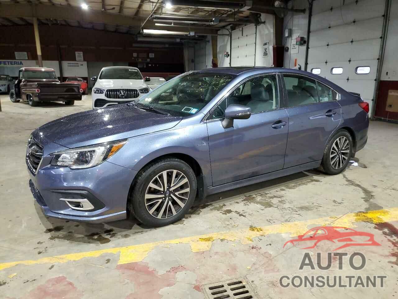 SUBARU LEGACY 2018 - 4S3BNAH6XJ3014027