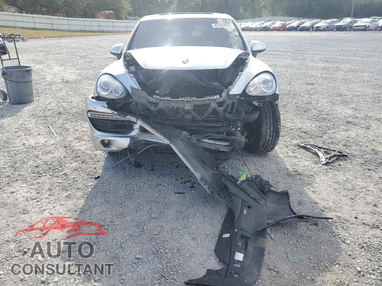 PORSCHE CAYENNE 2012 - WP1AA2A2XCLA11053