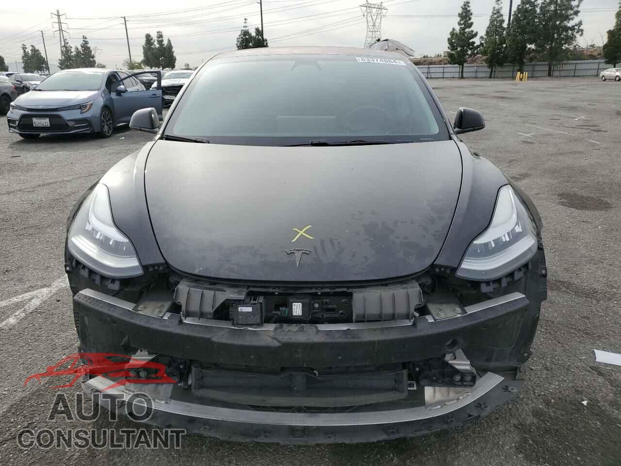 TESLA MODEL 3 2018 - 5YJ3E1EA6JF018771