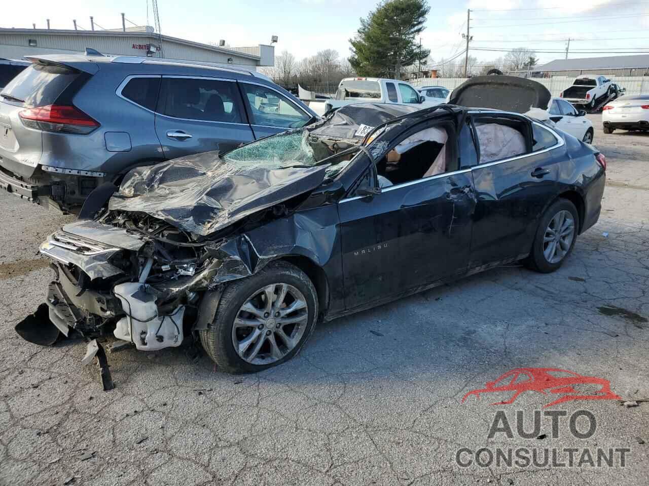 CHEVROLET MALIBU 2017 - 1G1ZE5ST9HF154267