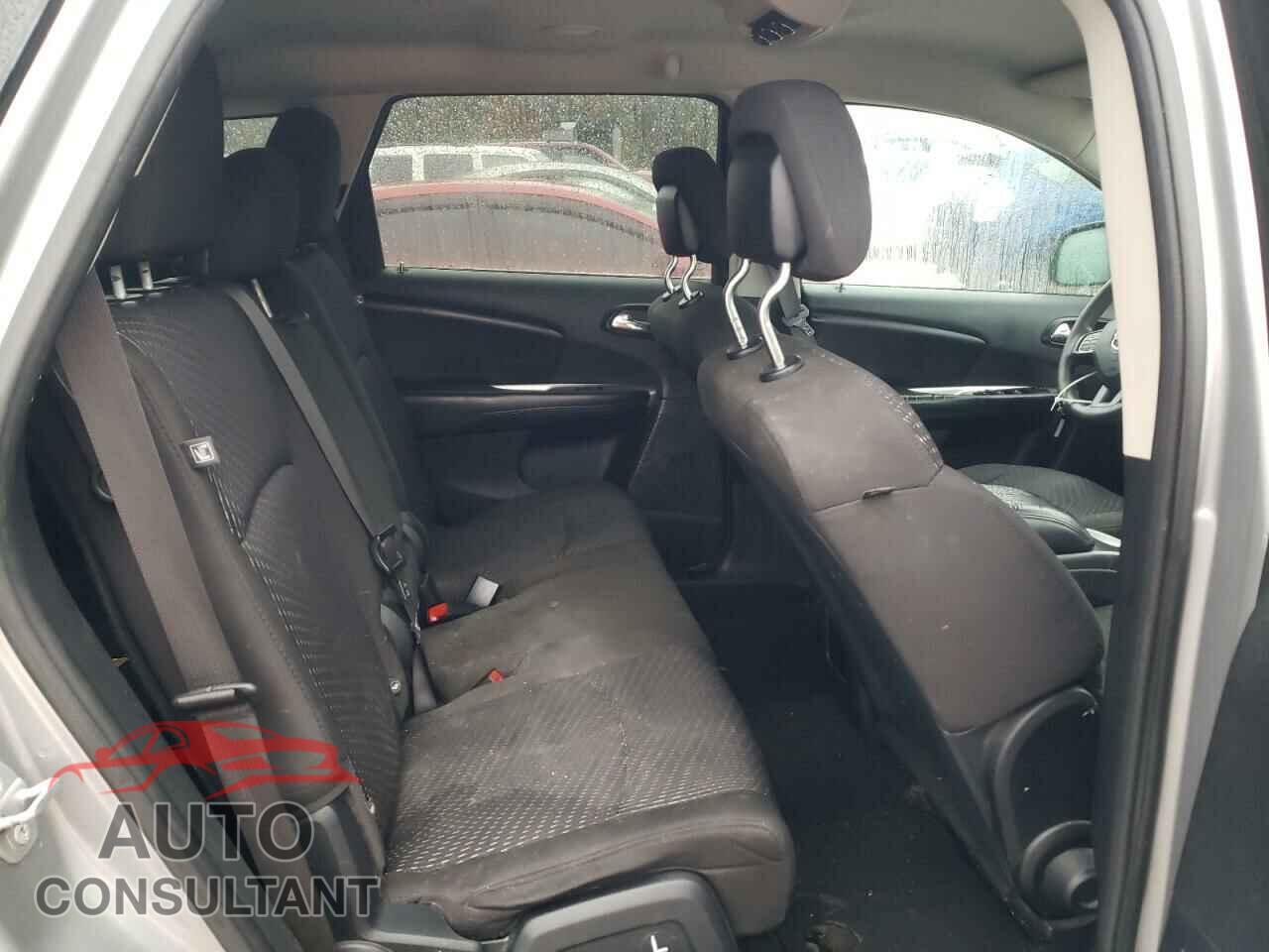DODGE JOURNEY 2015 - 3C4PDCBG1FT727142
