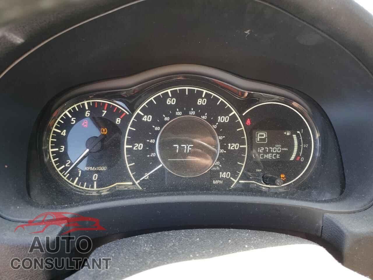 NISSAN VERSA 2017 - 3N1CE2CP2HL355398