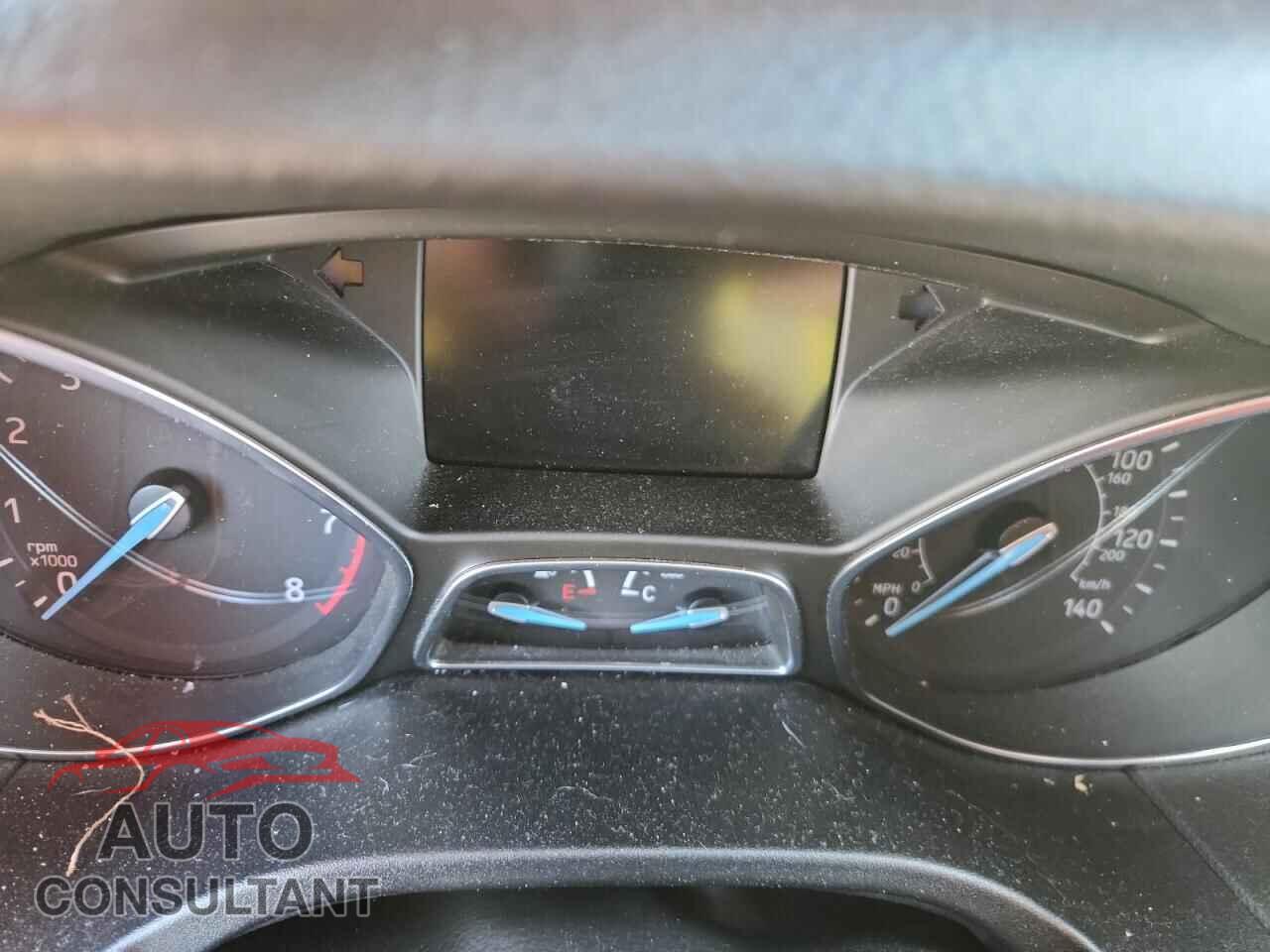 FORD FOCUS 2018 - 1FADP3E28JL318365