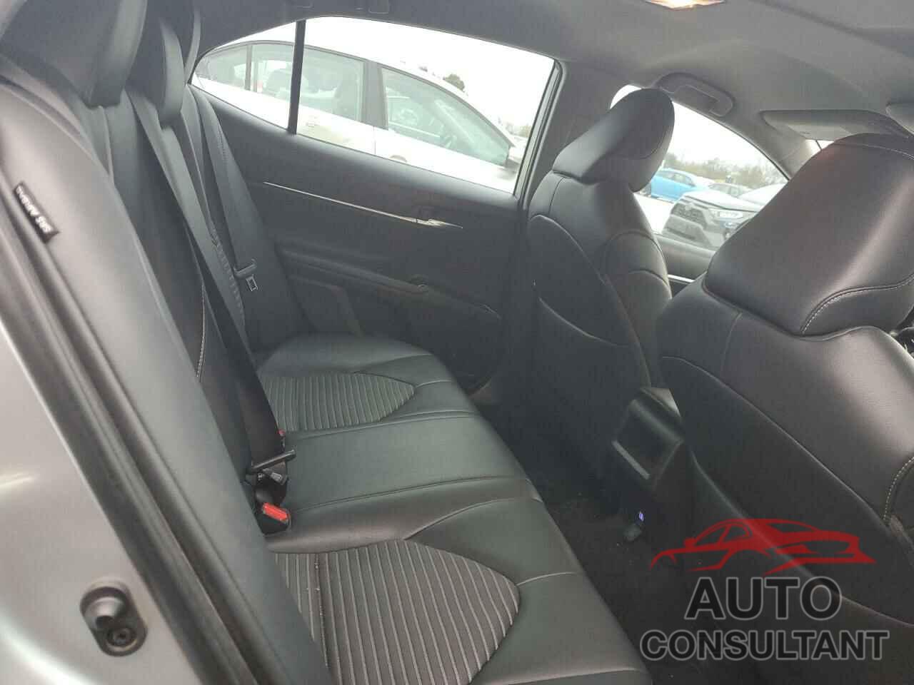 TOYOTA CAMRY 2019 - 4T1B11HK8KU252670