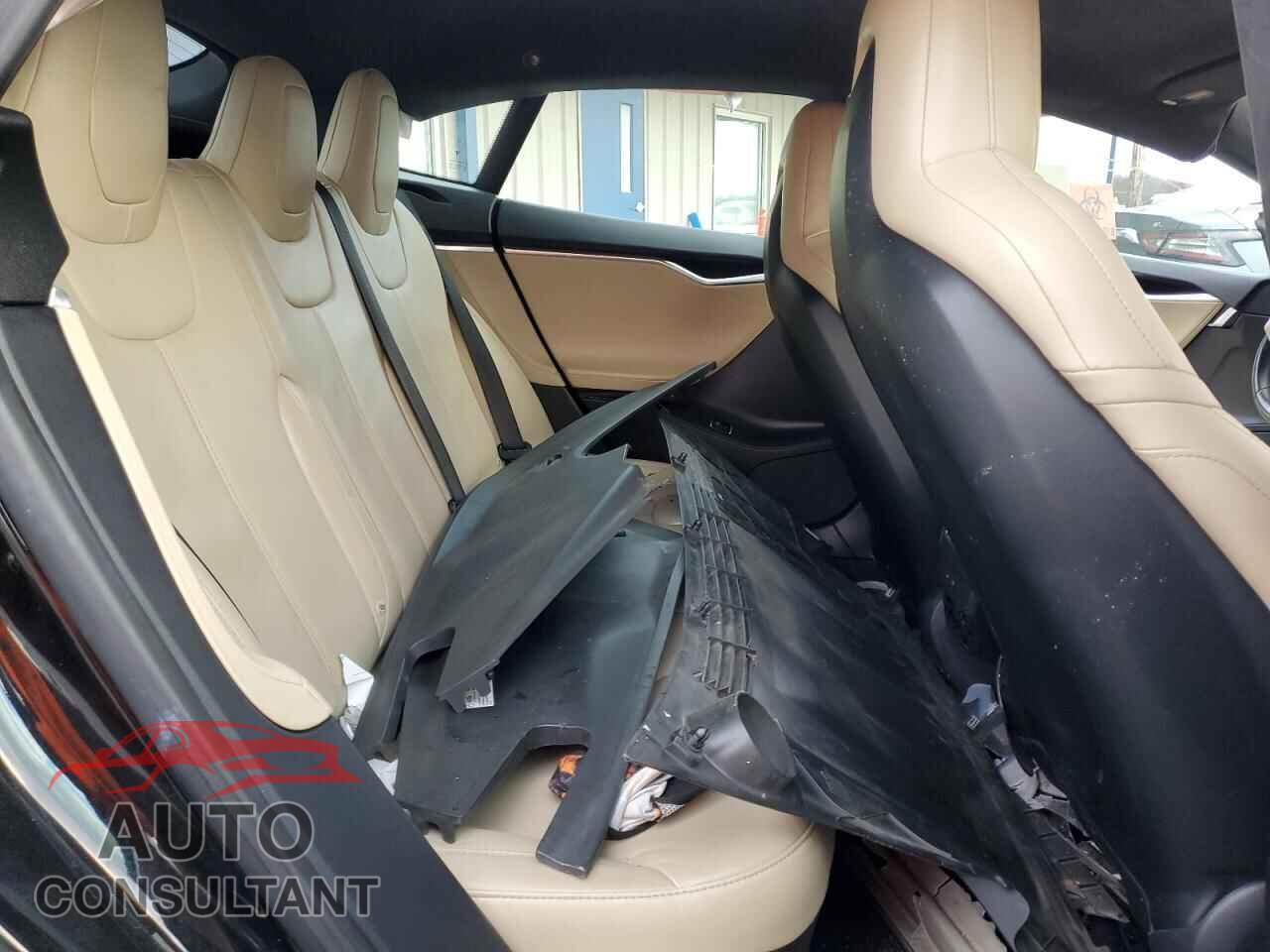 TESLA MODEL S 2016 - 5YJSA1E25GF160165