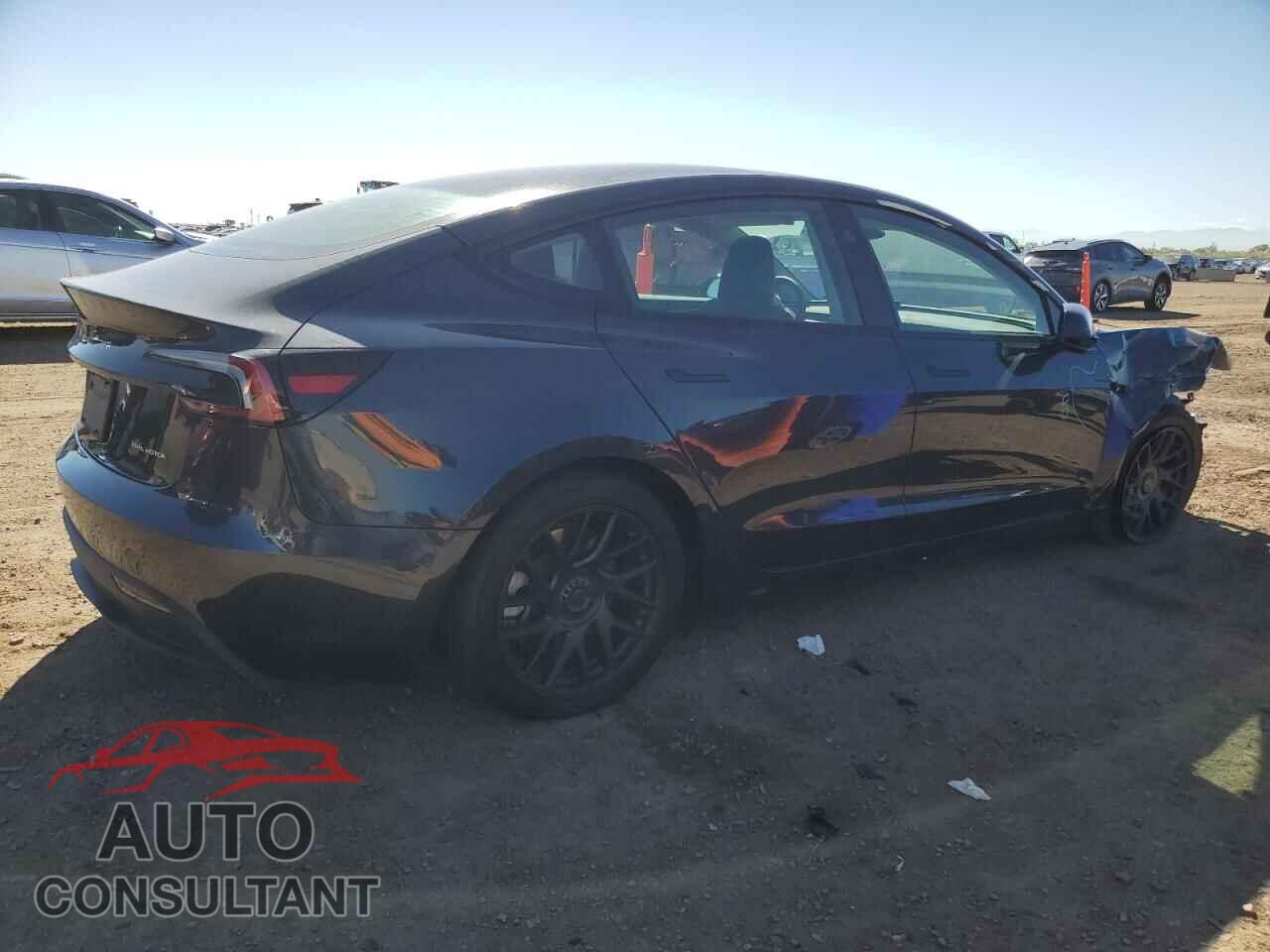 TESLA MODEL 3 2024 - 5YJ3E1EB5RF729415