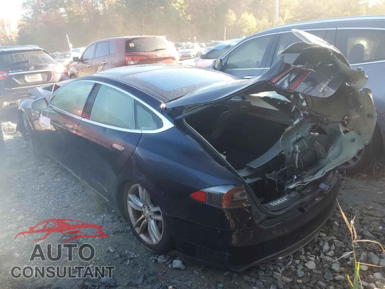 TESLA MODEL S 2012 - 5YJSA1DP8CFP02351