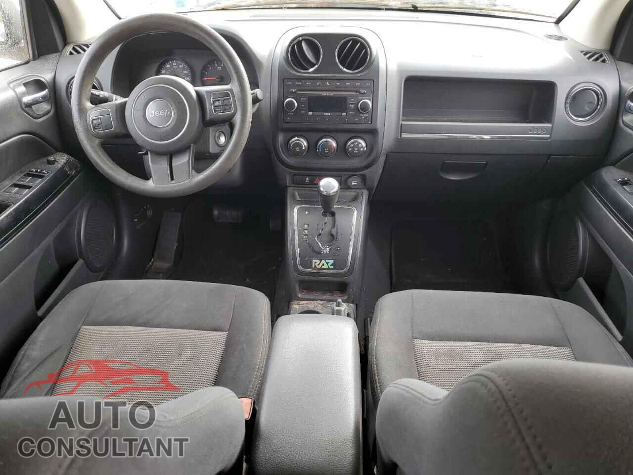 JEEP COMPASS 2011 - 1J4NF1FB6BD223071