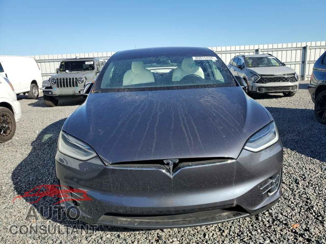 TESLA MODEL X 2021 - 5YJXCBE2XMF323992