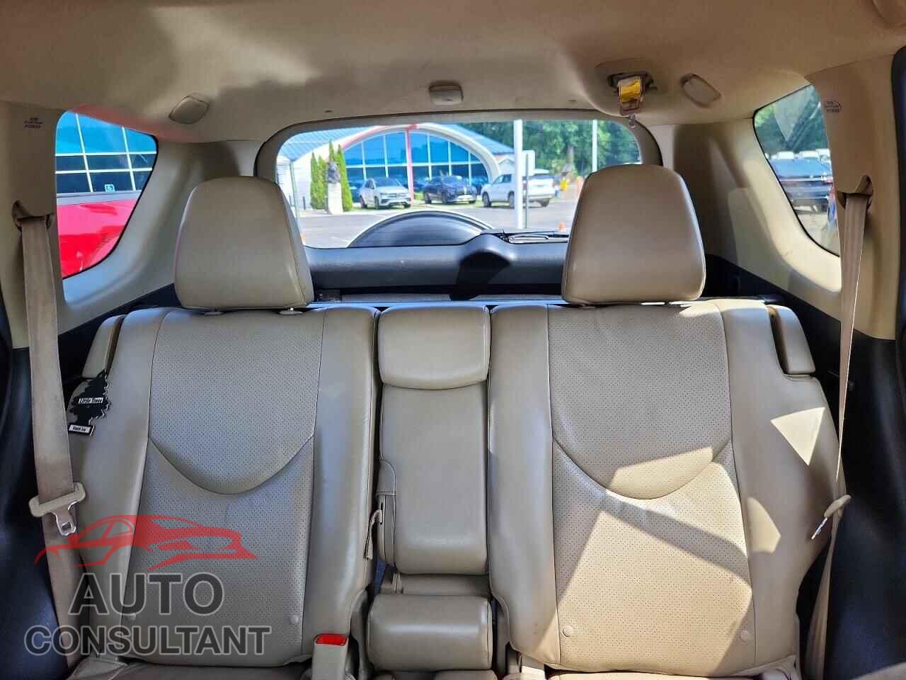 TOYOTA RAV4 2011 - 2T3DF4DV2BW176852