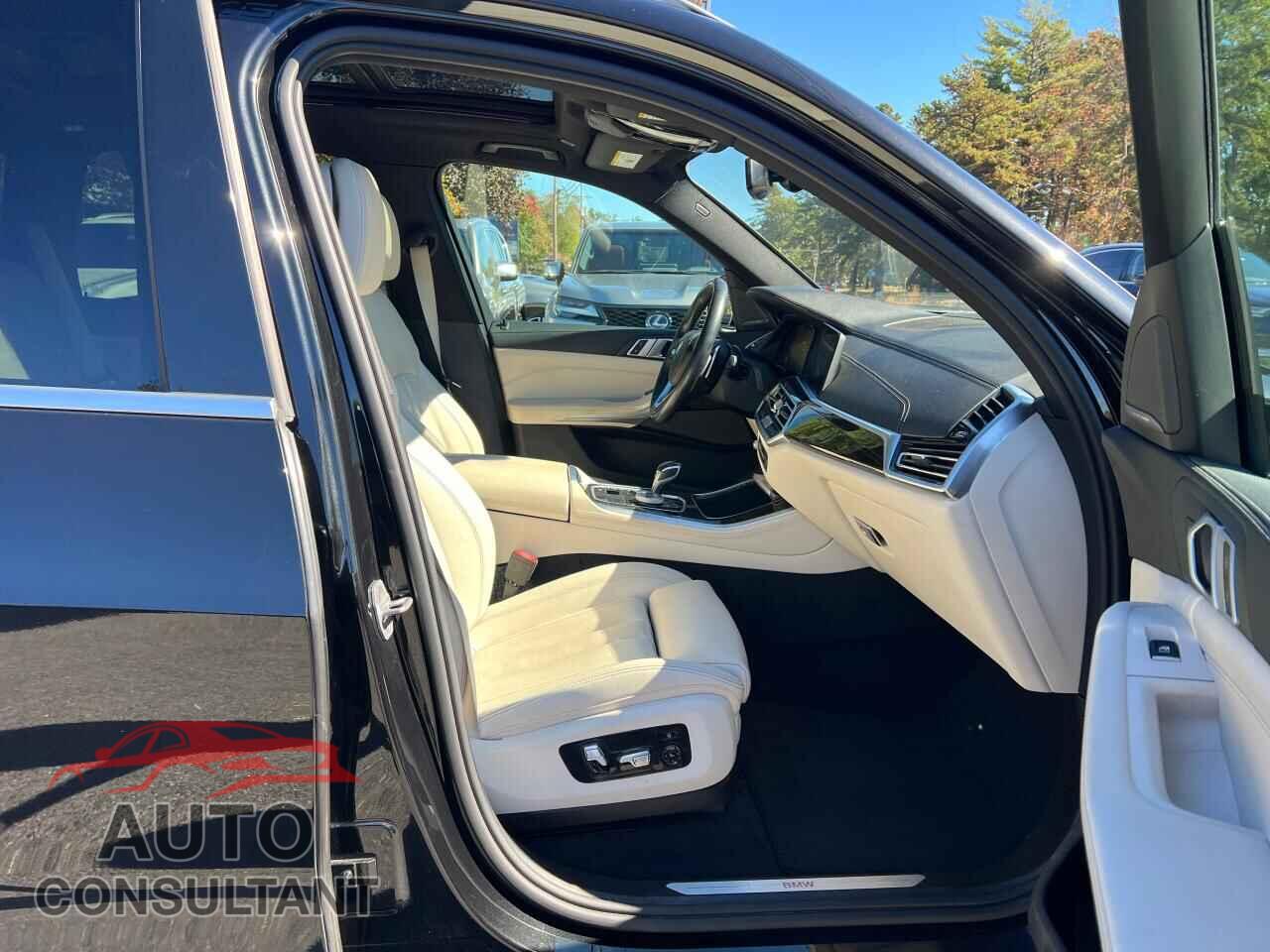 BMW X5 2021 - 5UXCR4C06M9F40686