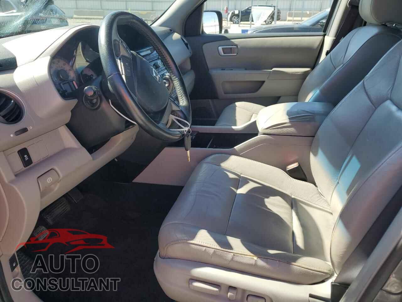 HONDA PILOT 2012 - 5FNYF3H50CB036084