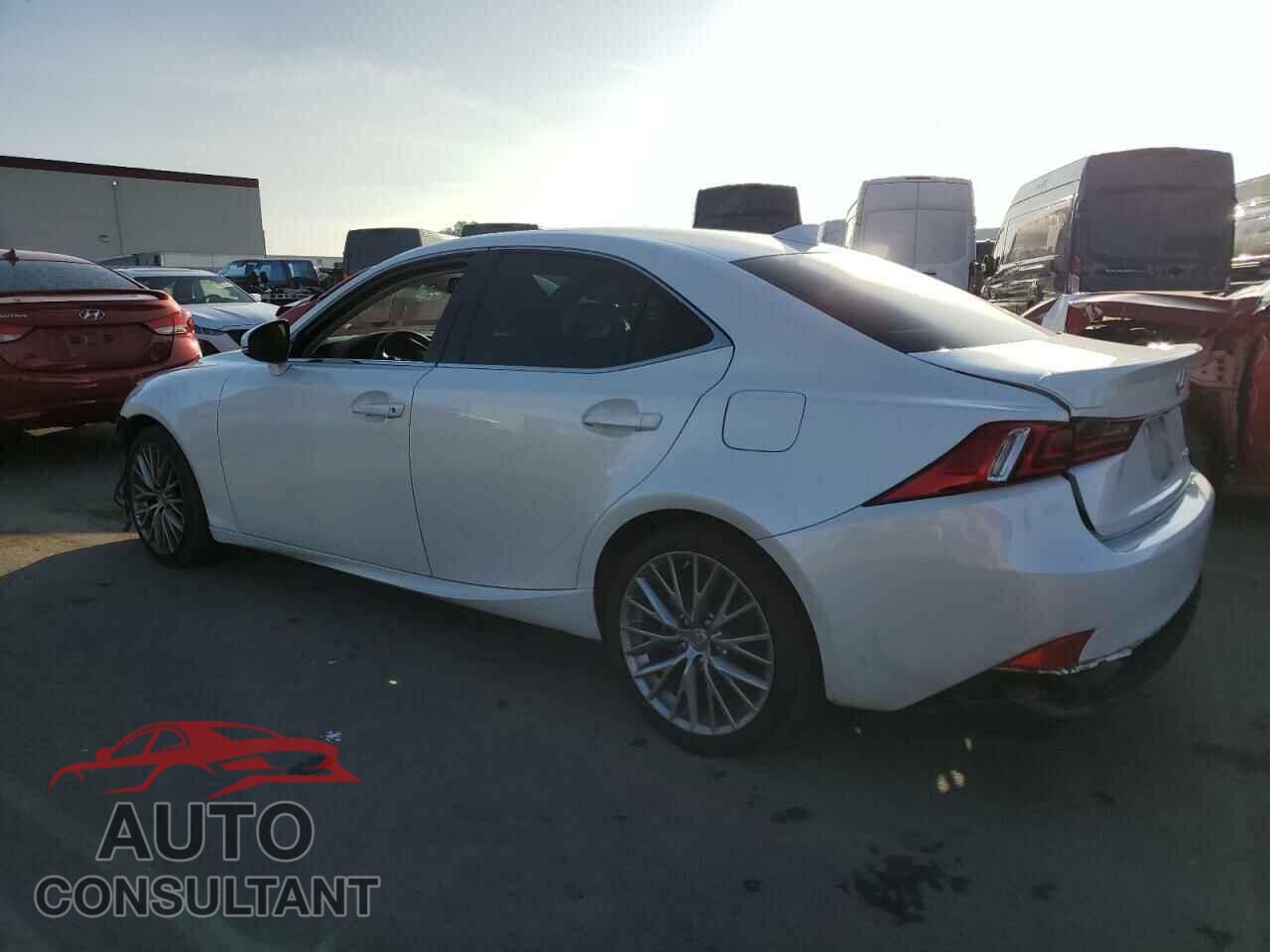 LEXUS IS 2015 - JTHBF1D24F5048121
