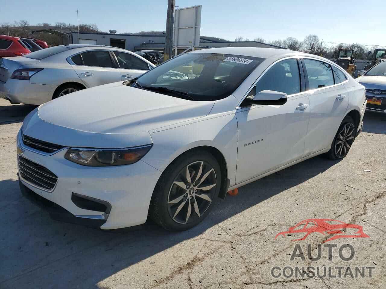 CHEVROLET MALIBU 2018 - 1G1ZD5ST8JF288227