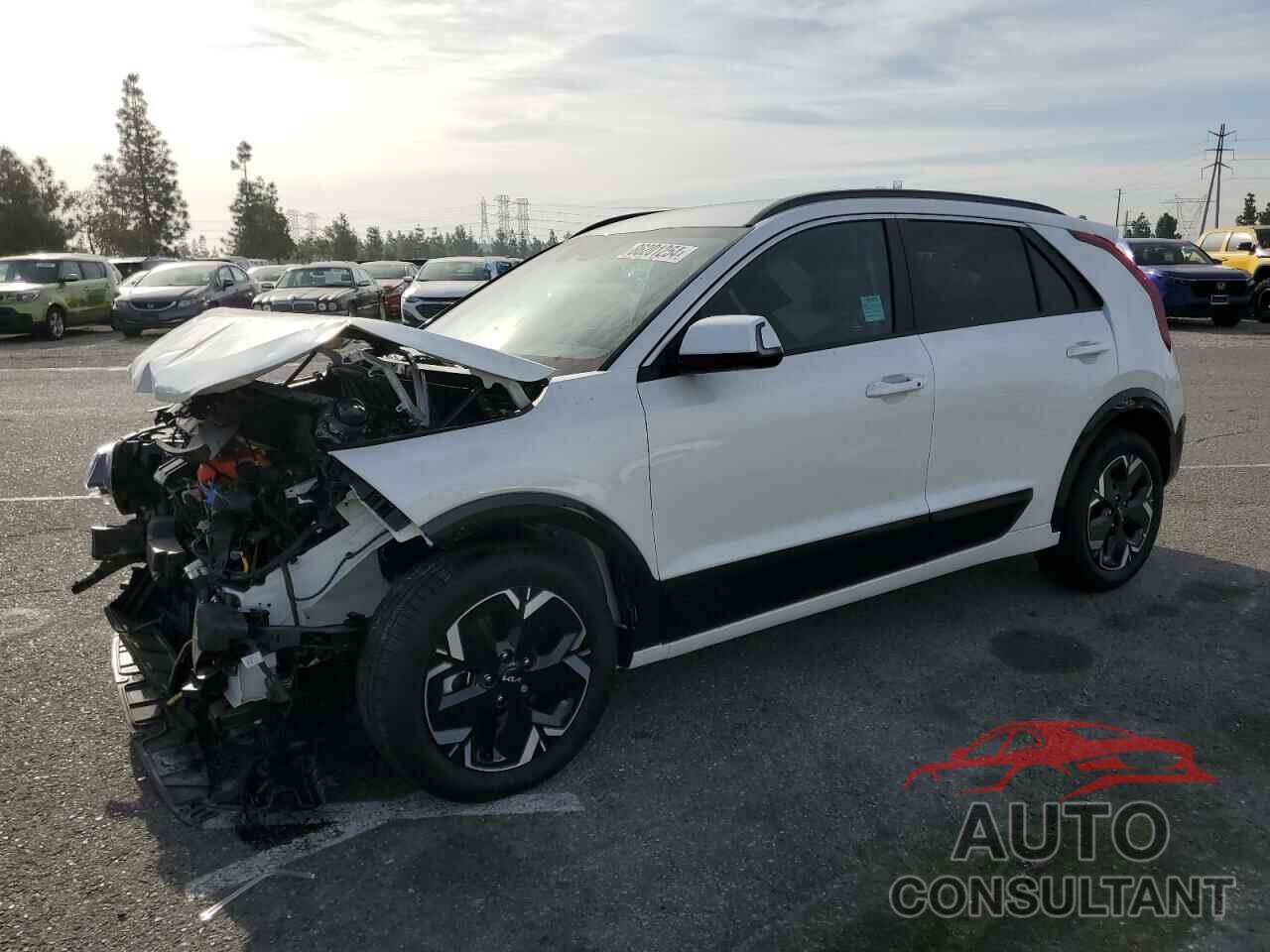 KIA NIRO WIND 2024 - KNDCR3L14R5128475
