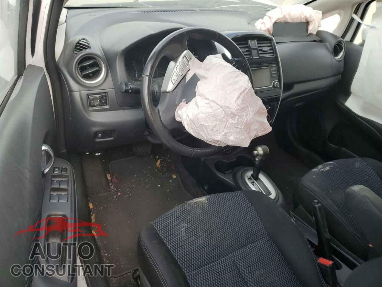 NISSAN VERSA 2017 - 3N1CE2CP3HL379581