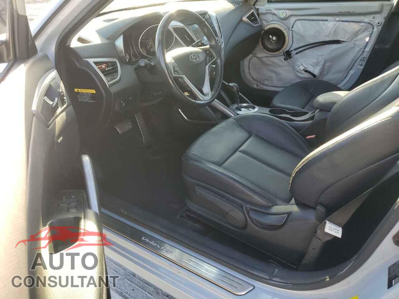 HYUNDAI VELOSTER 2015 - KMHTC6AD3FU219928