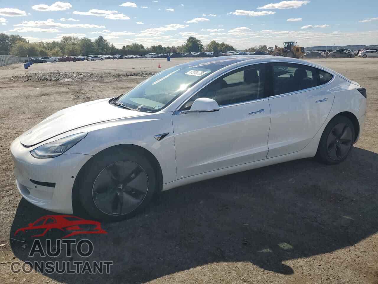 TESLA MODEL 3 2018 - 5YJ3E1EB4JF094837