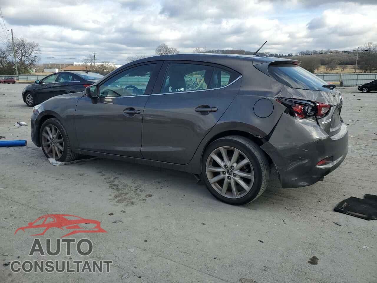 MAZDA 3 2017 - 3MZBN1L70HM118595