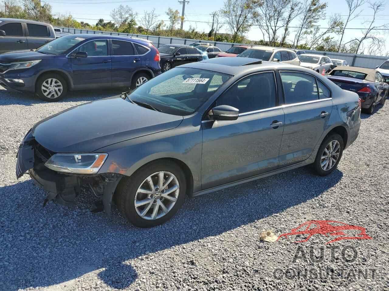 VOLKSWAGEN JETTA 2013 - 3VWDX7AJXDM422564
