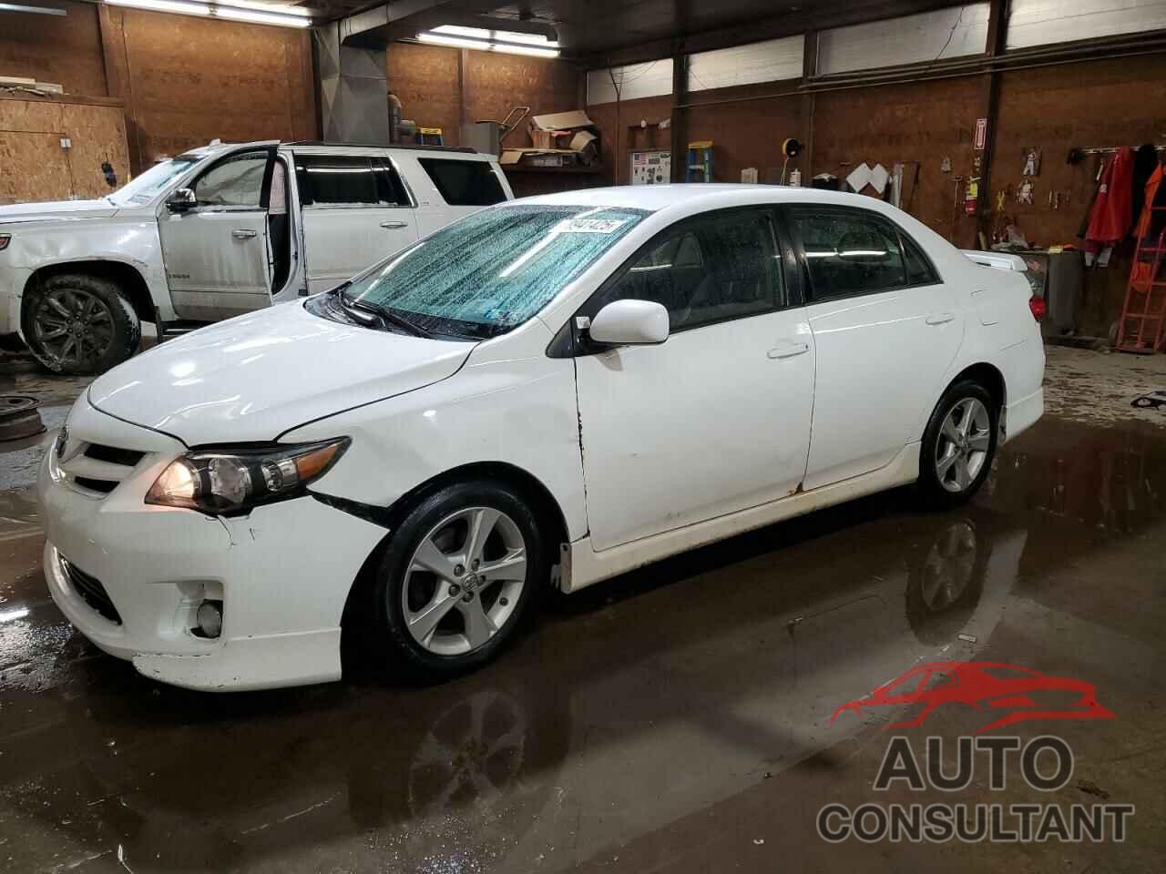 TOYOTA COROLLA 2013 - 2T1BU4EE1DC009259
