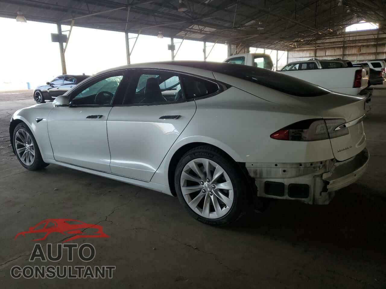 TESLA MODEL S 2017 - 5YJSA1E10HF202816
