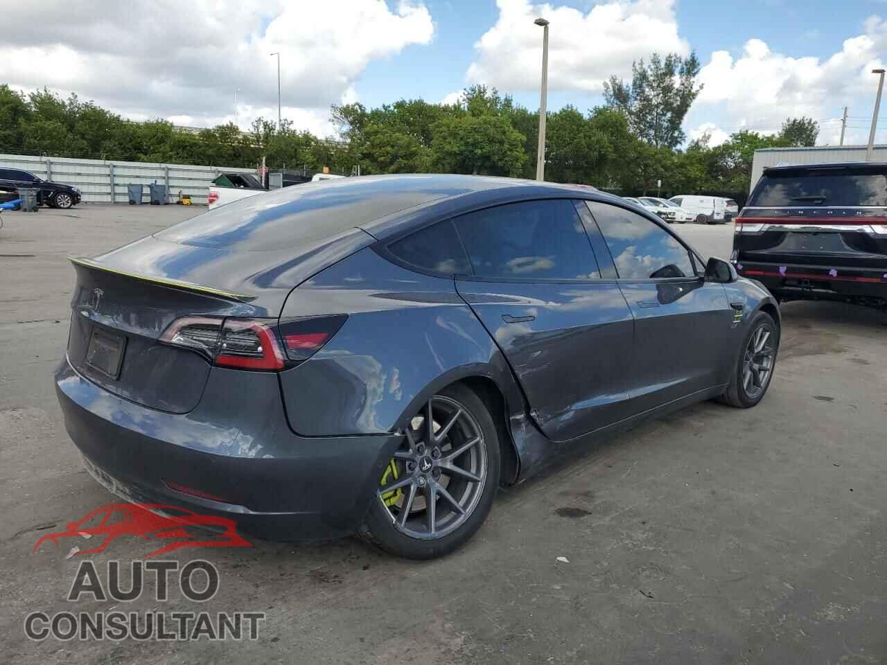 TESLA MODEL 3 2022 - 5YJ3E1EA3NF243395