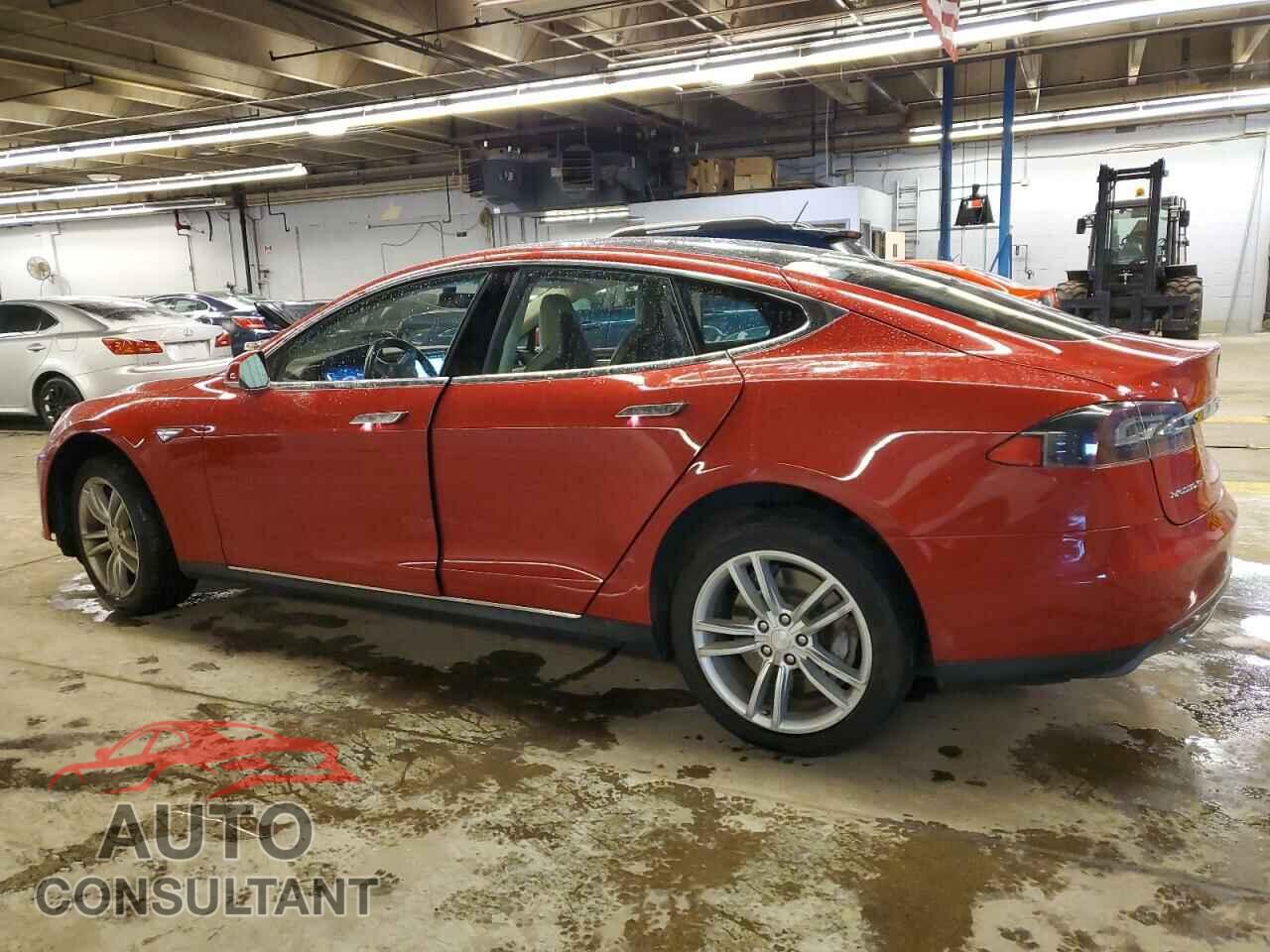 TESLA MODEL S 2014 - 5YJSA1H11EFP52016