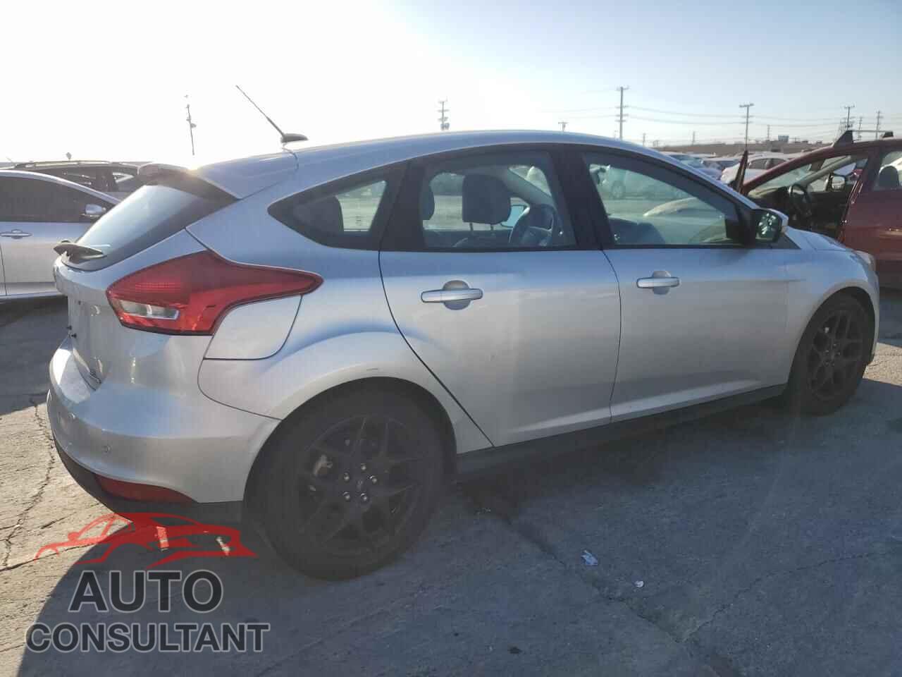 FORD FOCUS 2016 - 1FADP3K26GL329216