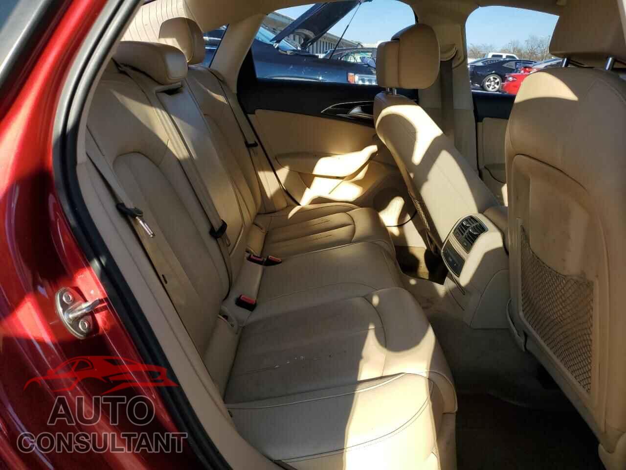 AUDI A6 2013 - WAUGFAFC3DN079111